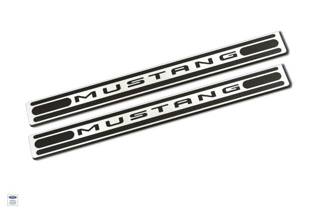 2005+ Ford Mustang Mustang Logo Door Sills 2 Tone