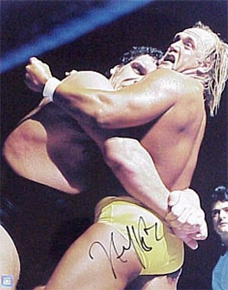 HULK HOGAN SIGNED 8X10 PHOTO - VS ANDRE THE GIANT