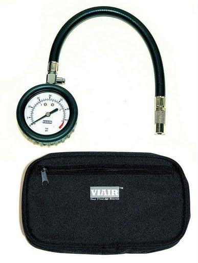 Viair 2.5 inch Tire Gauge with Hose (0 to 35 PSI - Storage Pouch)